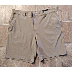 New Callaway sz 38 Golf Shorts tan stretchy men 0573